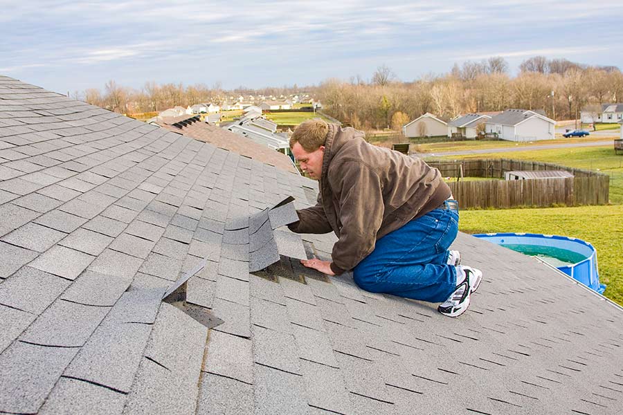 Safety measures taken by professional roofing contractors