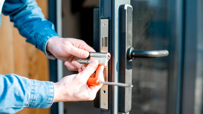 Hiring a good, professional locksmith comes with proven benefits