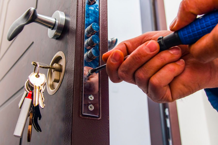 Looking for a locksmith near your area?
