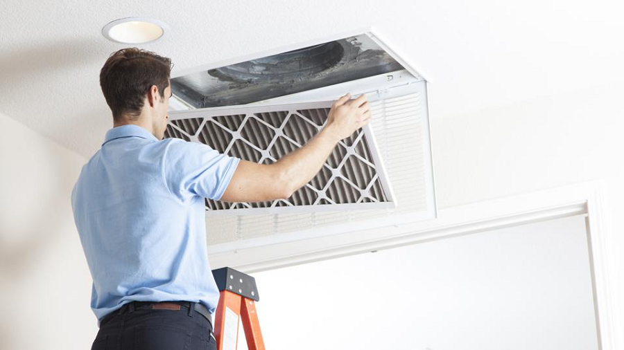 Reasons to Hire Professionals for Cleaning Air Duct