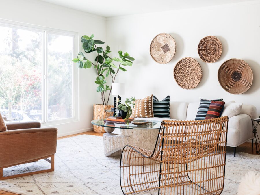 Essential Apartment Furniture Ideas For Tiny Living Room