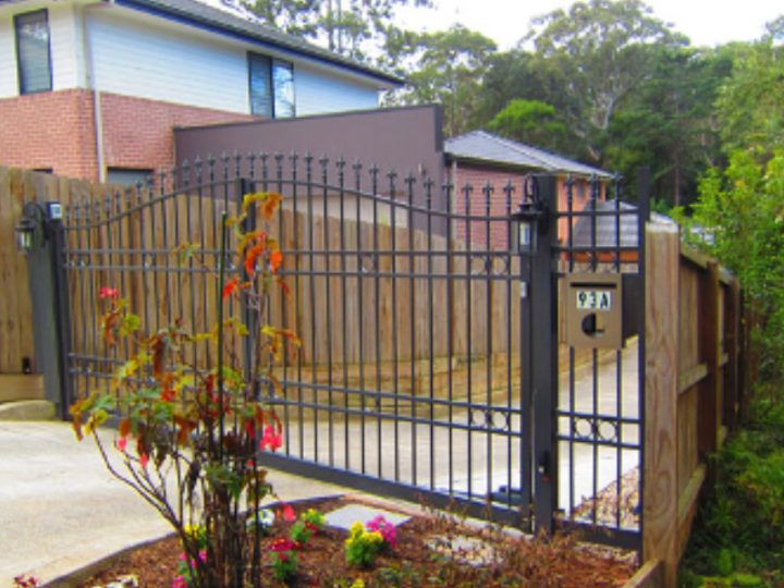 How To Choose The Best Security Gates From Sydney For Your Home Or Business