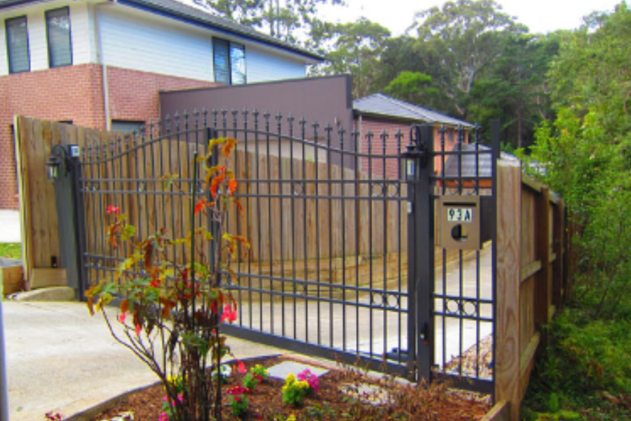 How To Choose The Best Security Gates From Sydney For Your Home Or Business