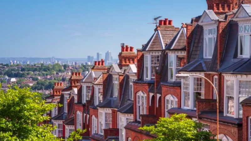 How to Buy a Property in the UK with Help to Buy