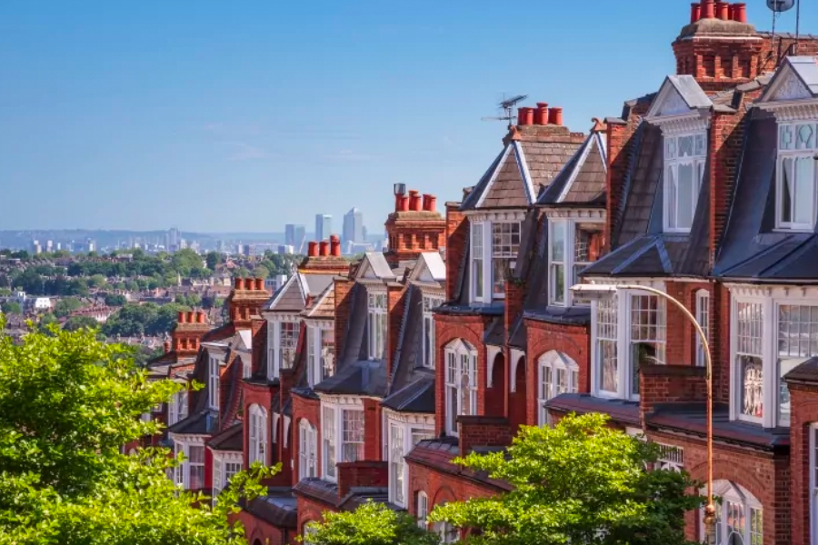 How to Buy a Property in the UK with Help to Buy