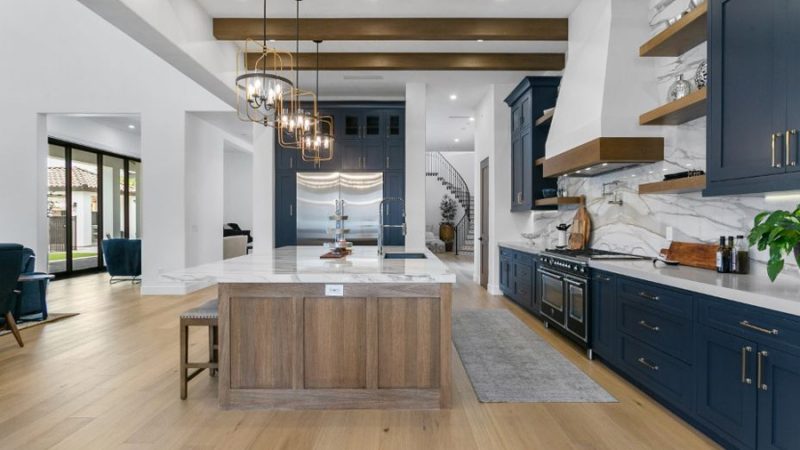 Revamp Your Decade Old Kitchen for Safety and Style with Kitchen Remodelling Service