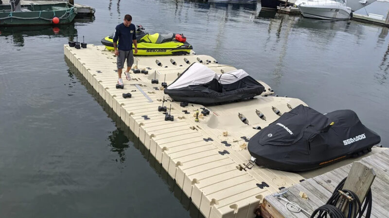 All About Jet Ski Docks and Their Use by Watercraft Owners