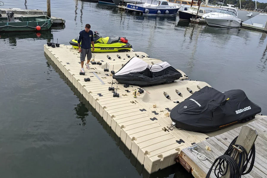 All About Jet Ski Docks and Their Use by Watercraft Owners