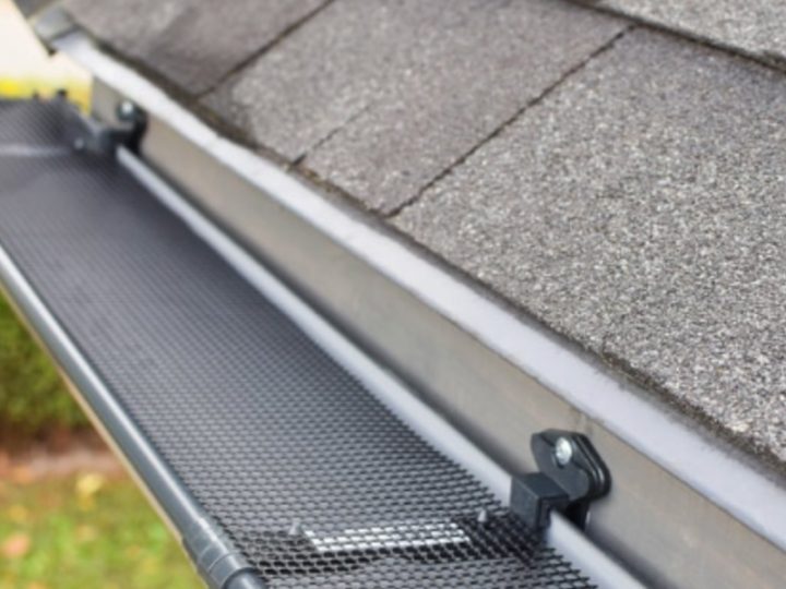 Why You Should Get Gutter Guards from Experienced Roofing Contractors?